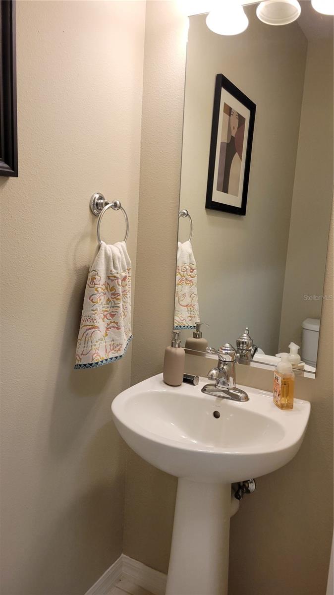 SAN MICHELE AT UNIVERSITY COMMONS - Residential Lease