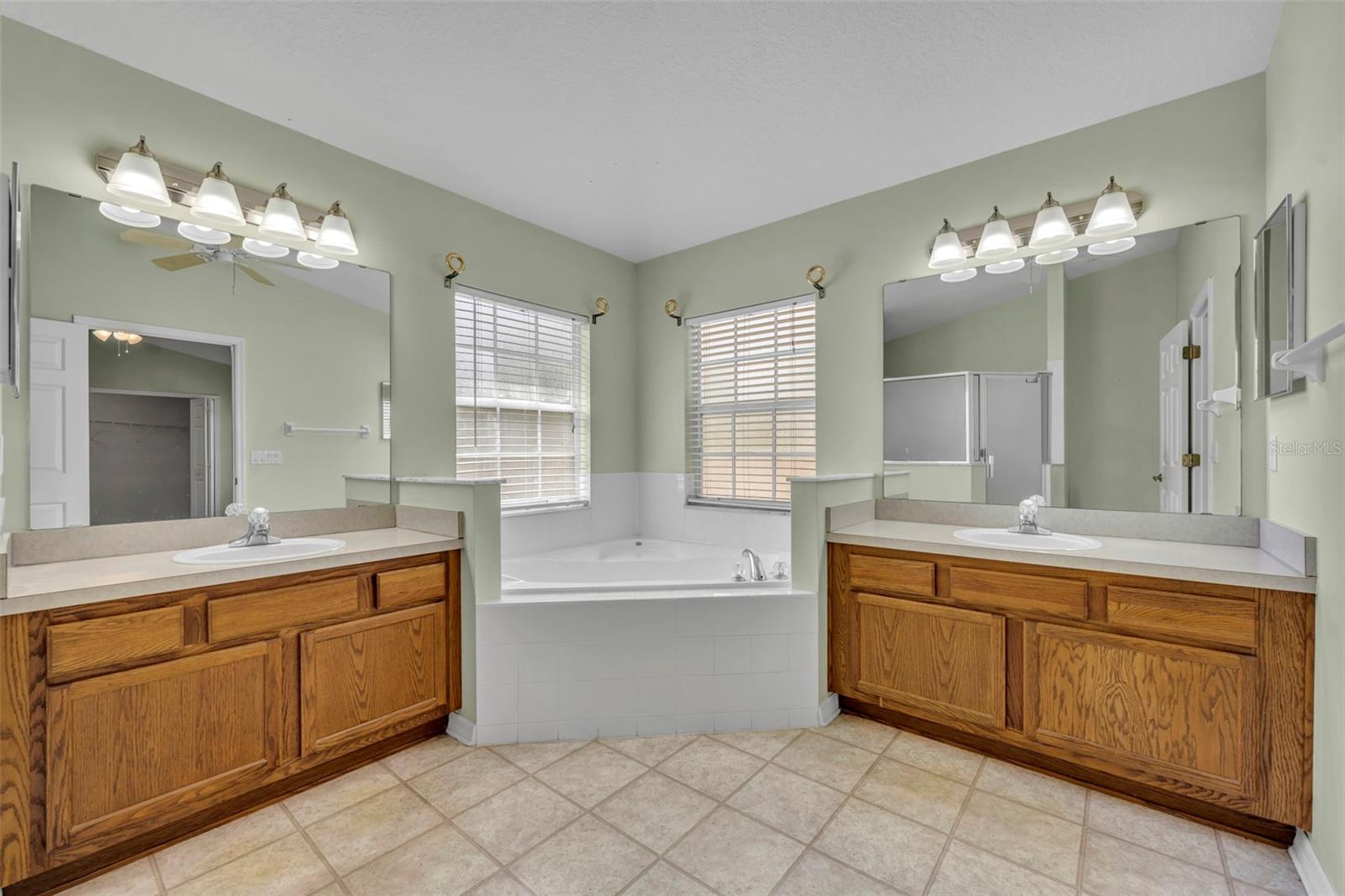 PLANTATION AT LEESBURG SAWGRASS VILLAGE - Residential