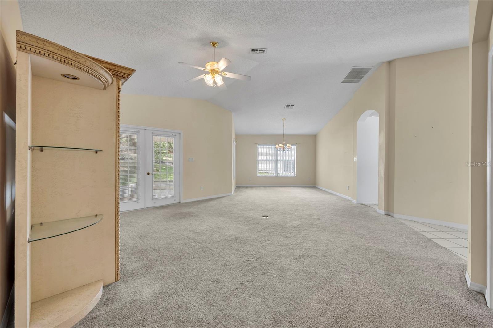 PLANTATION AT LEESBURG SAWGRASS VILLAGE - Residential