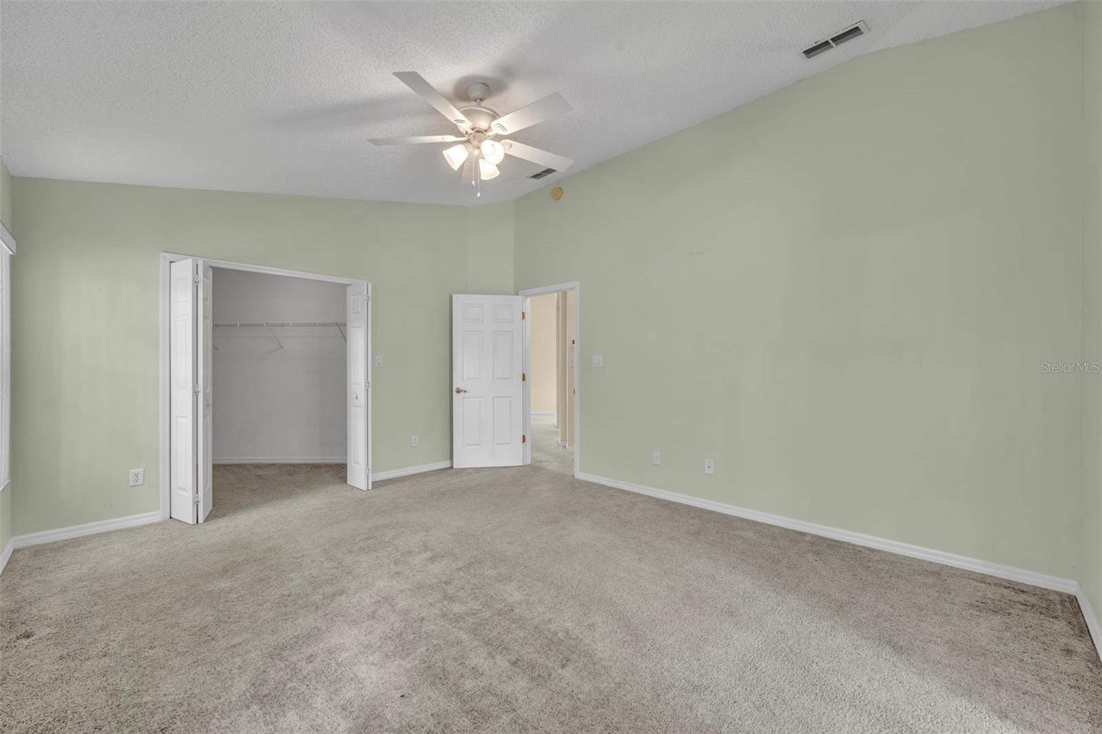 PLANTATION AT LEESBURG SAWGRASS VILLAGE - Residential