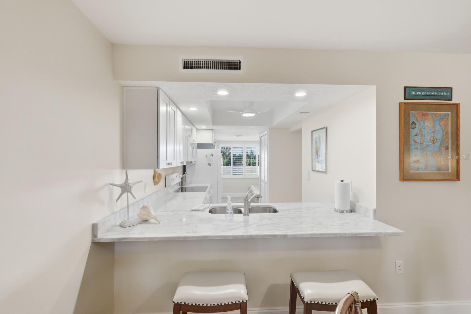 SEA OATS BLDG B - Residential