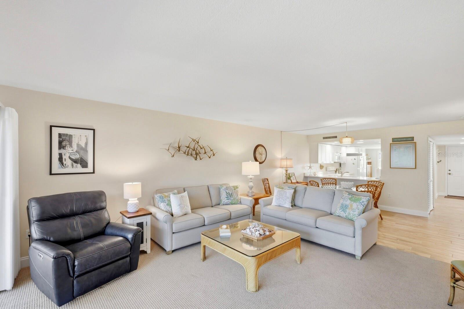 SEA OATS BLDG B - Residential