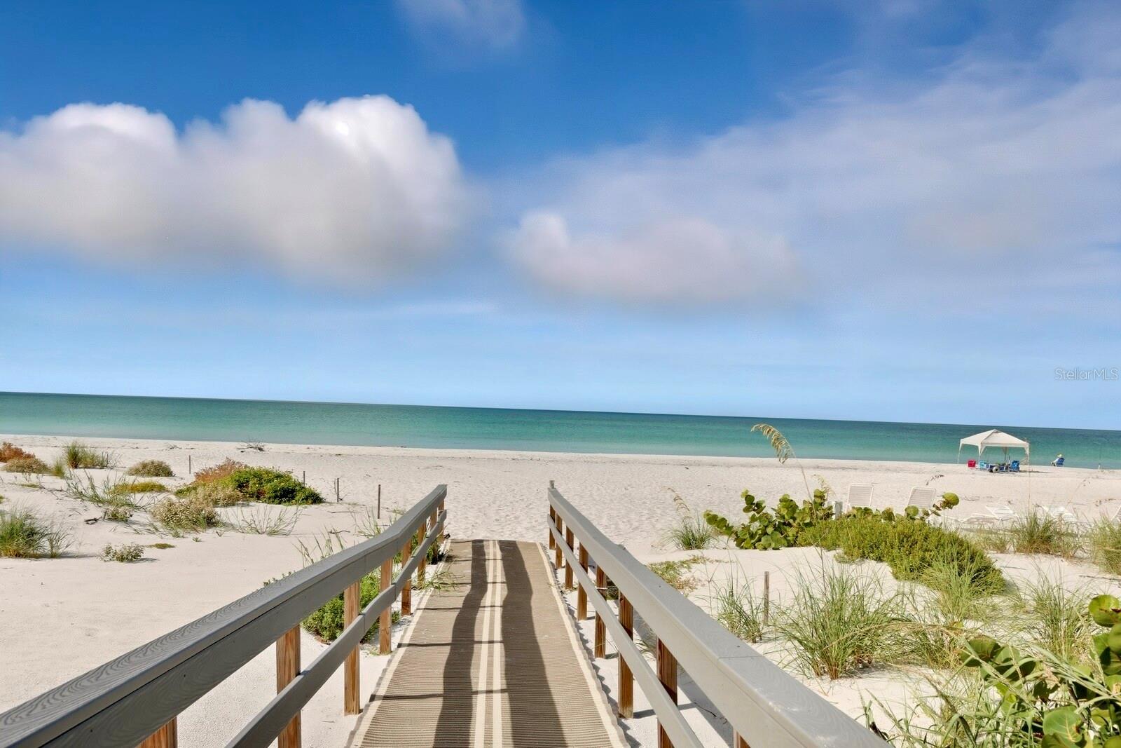 SEA OATS BLDG B - Residential