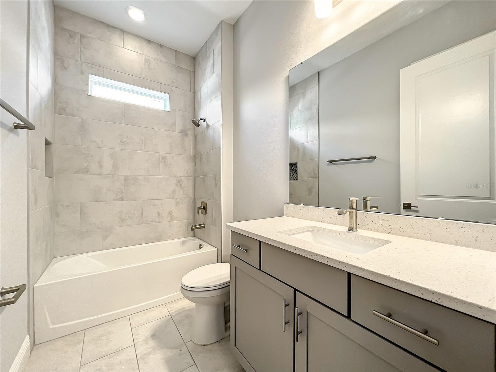 LAUREATE PARK PH 1 PRCL N-3 - Residential Lease