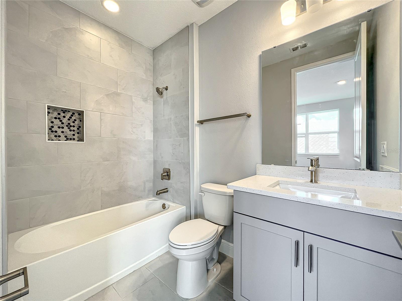 LAUREATE PARK PH 1 PRCL N-3 - Residential Lease