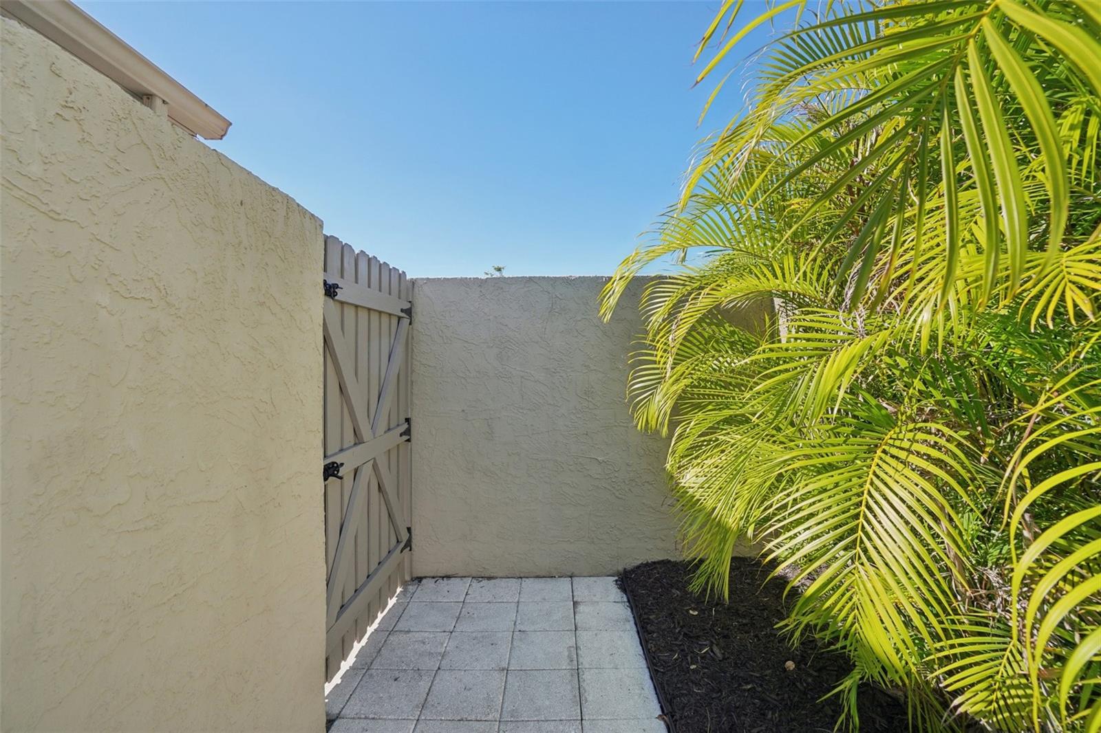 HIDDEN GROVE SUB - Residential