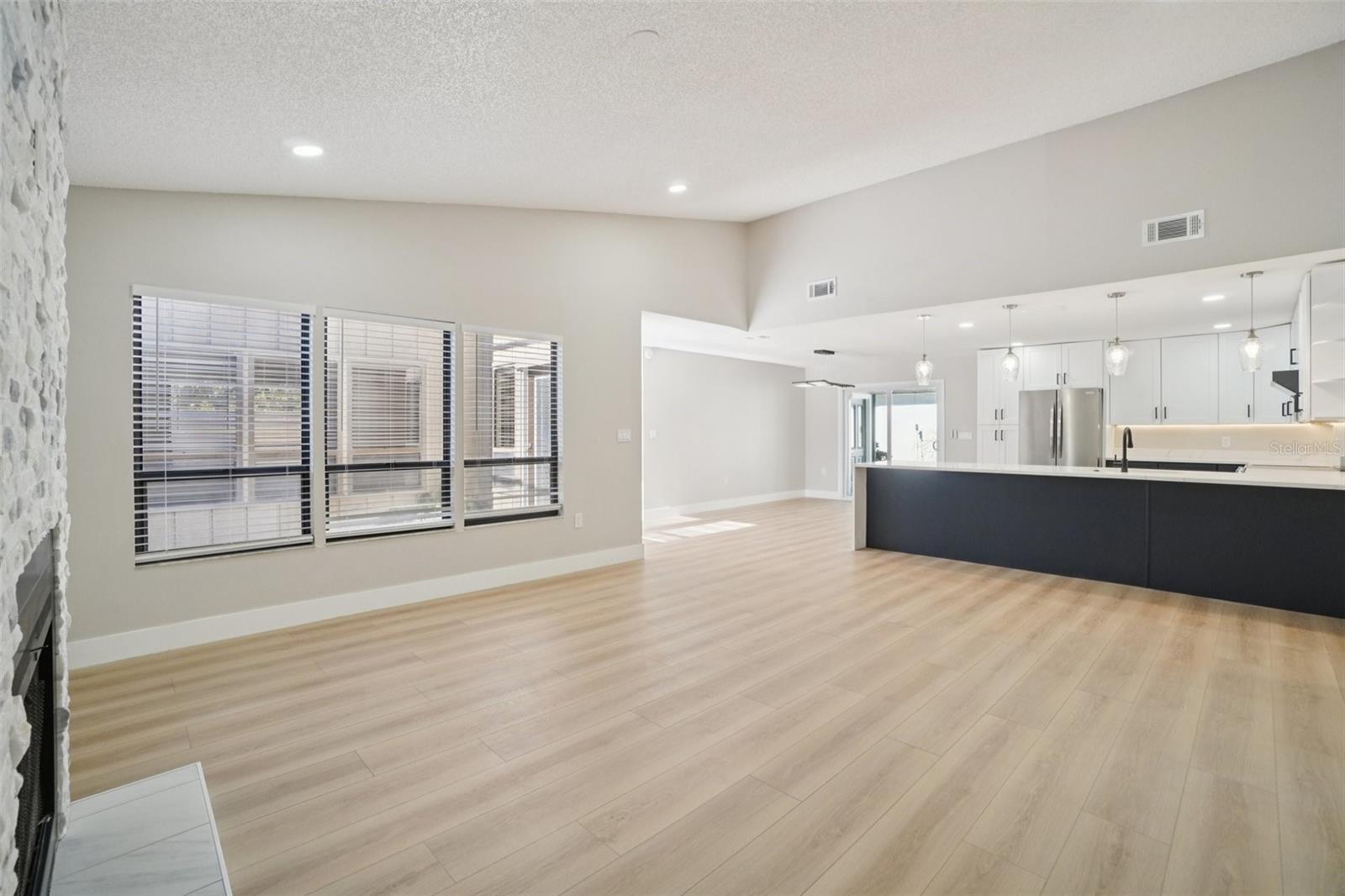 HIDDEN GROVE SUB - Residential