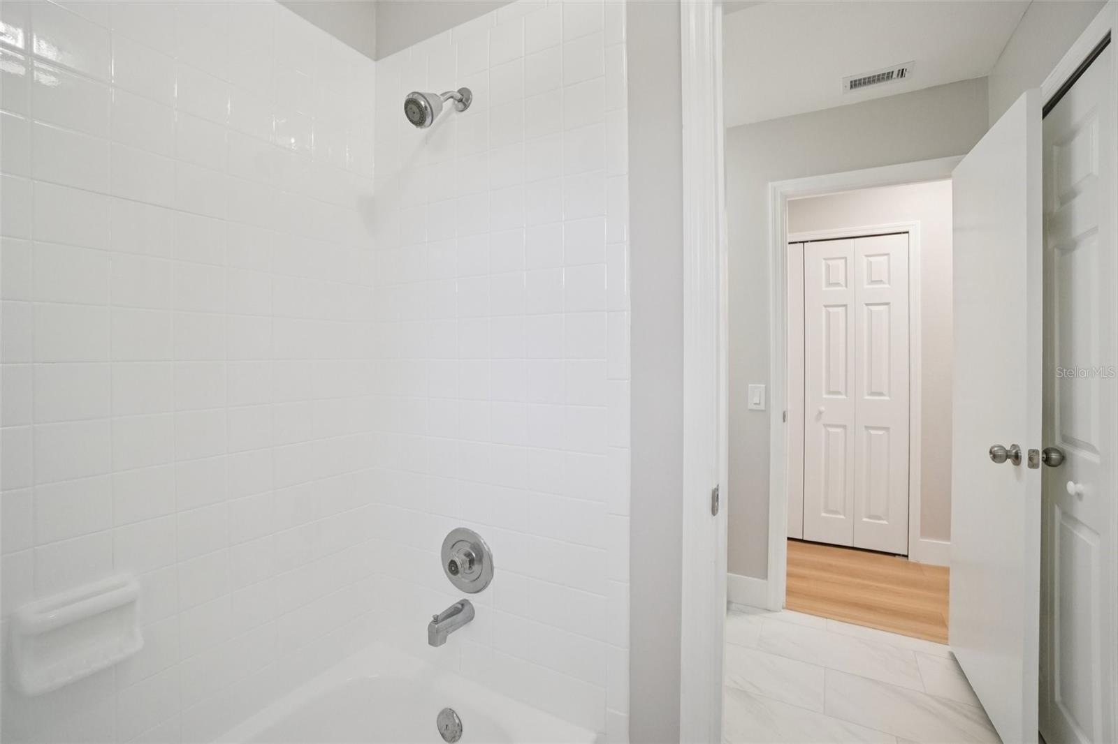 HIDDEN GROVE SUB - Residential