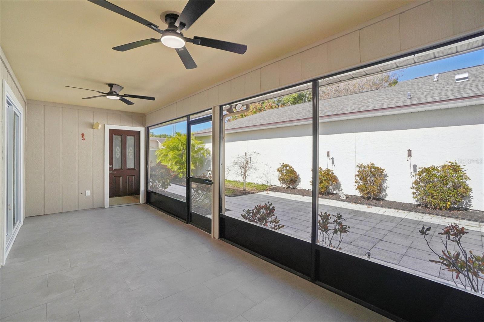 HIDDEN GROVE SUB - Residential