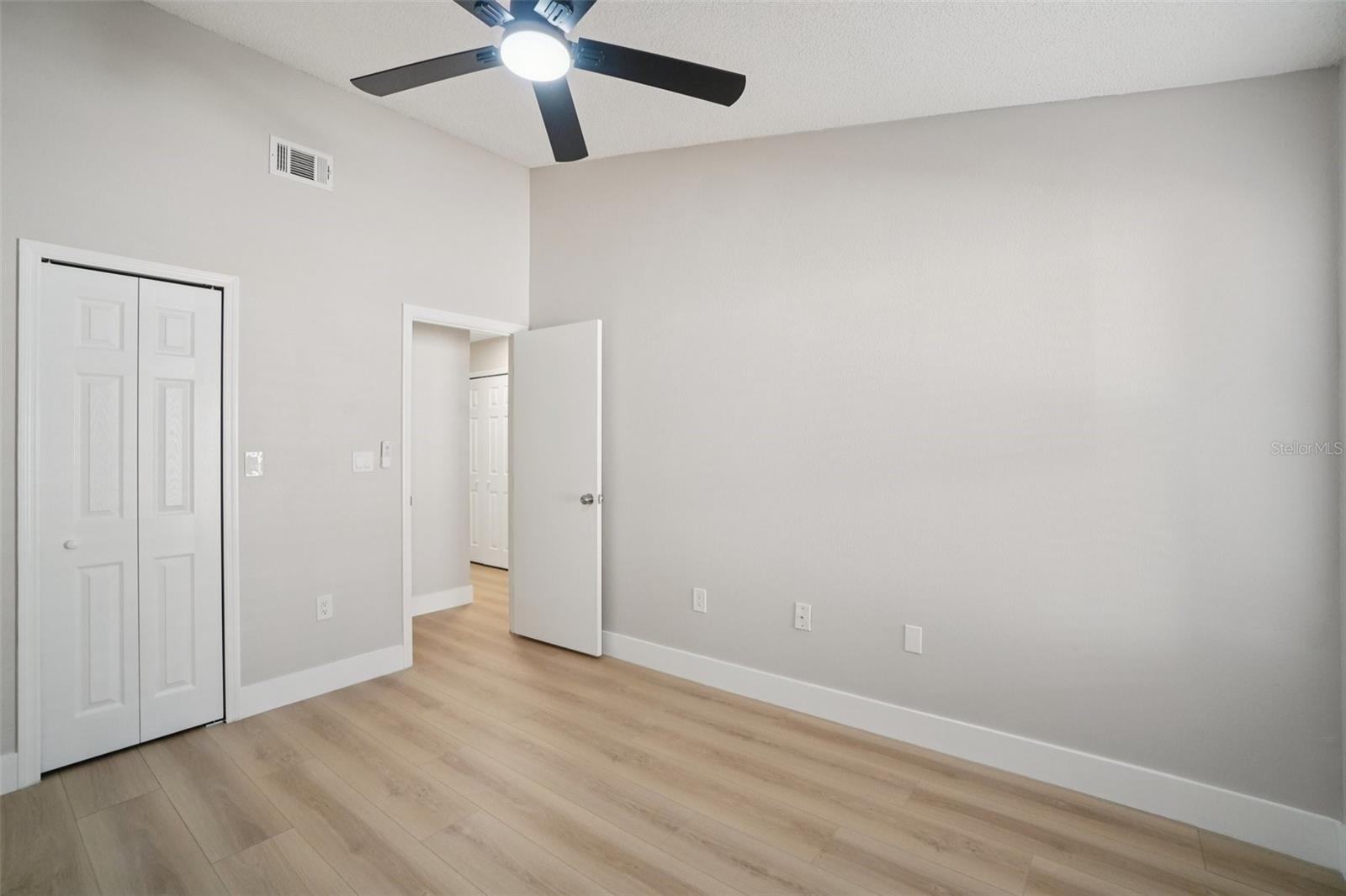 HIDDEN GROVE SUB - Residential