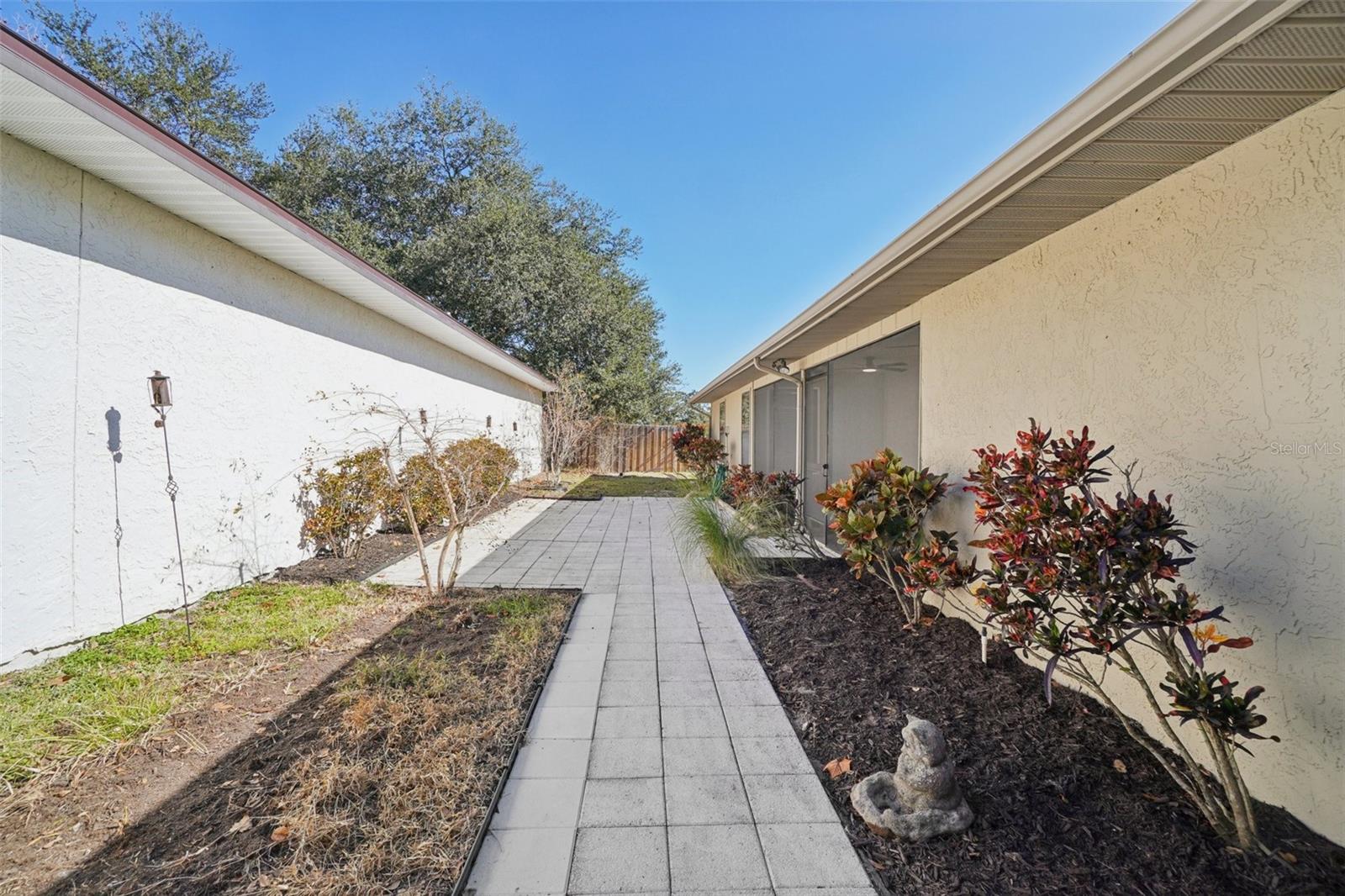 HIDDEN GROVE SUB - Residential