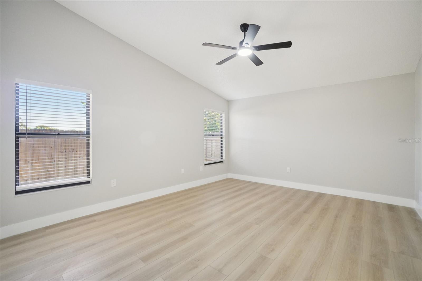 679 BONNIE BOULEVARD