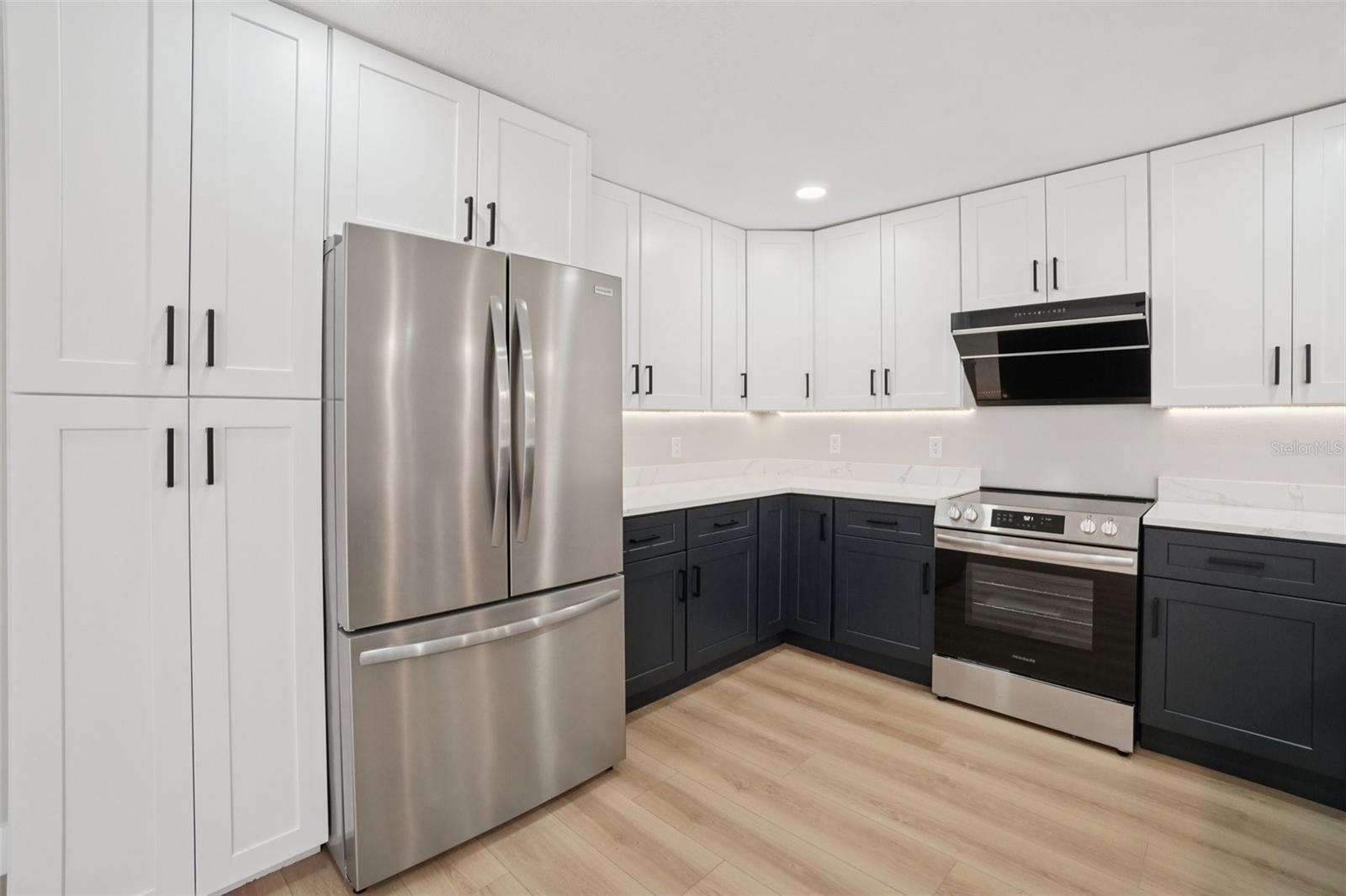 HIDDEN GROVE SUB - Residential