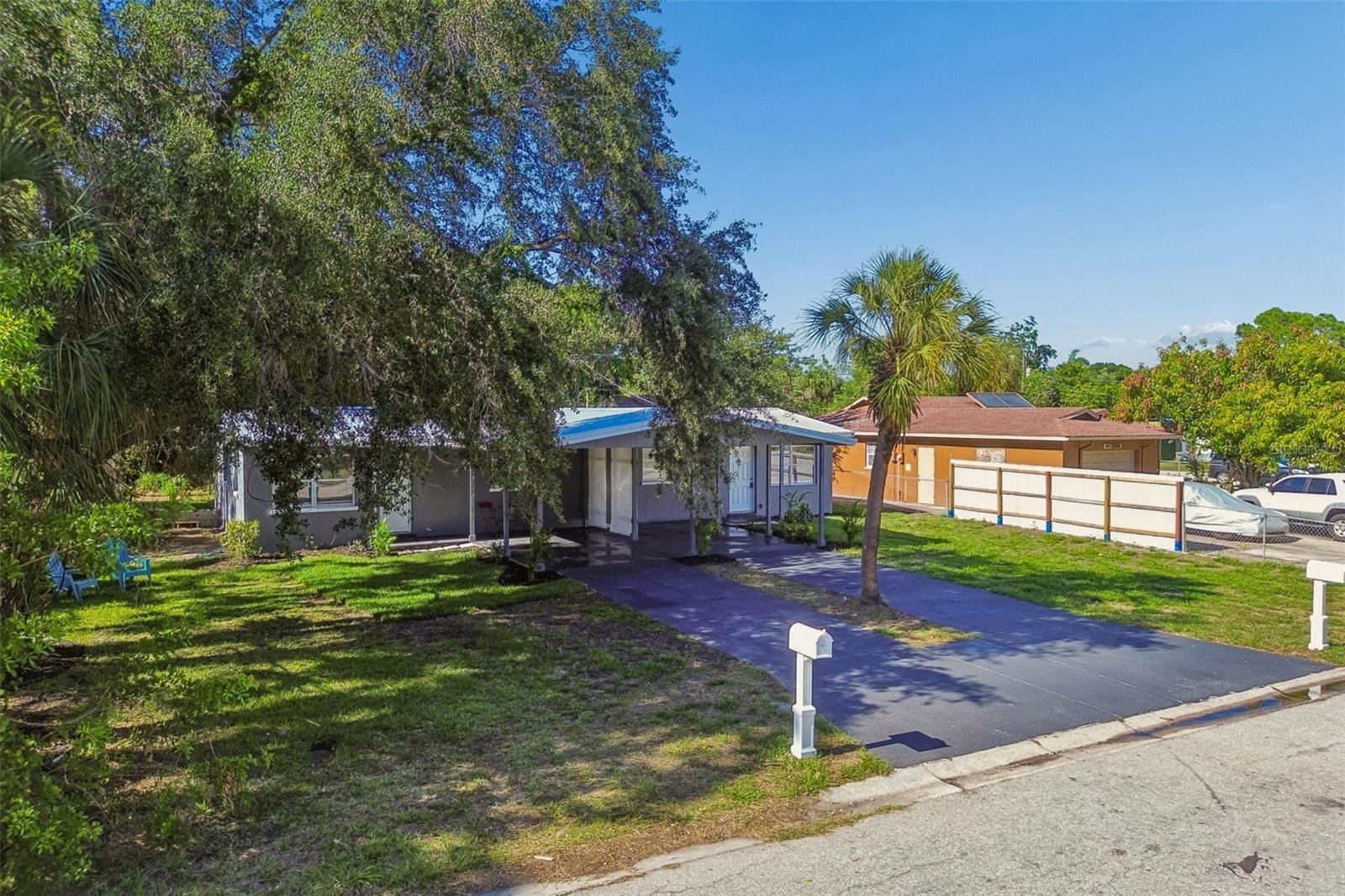 HOLIDAY HEIGHTS - Residential Income