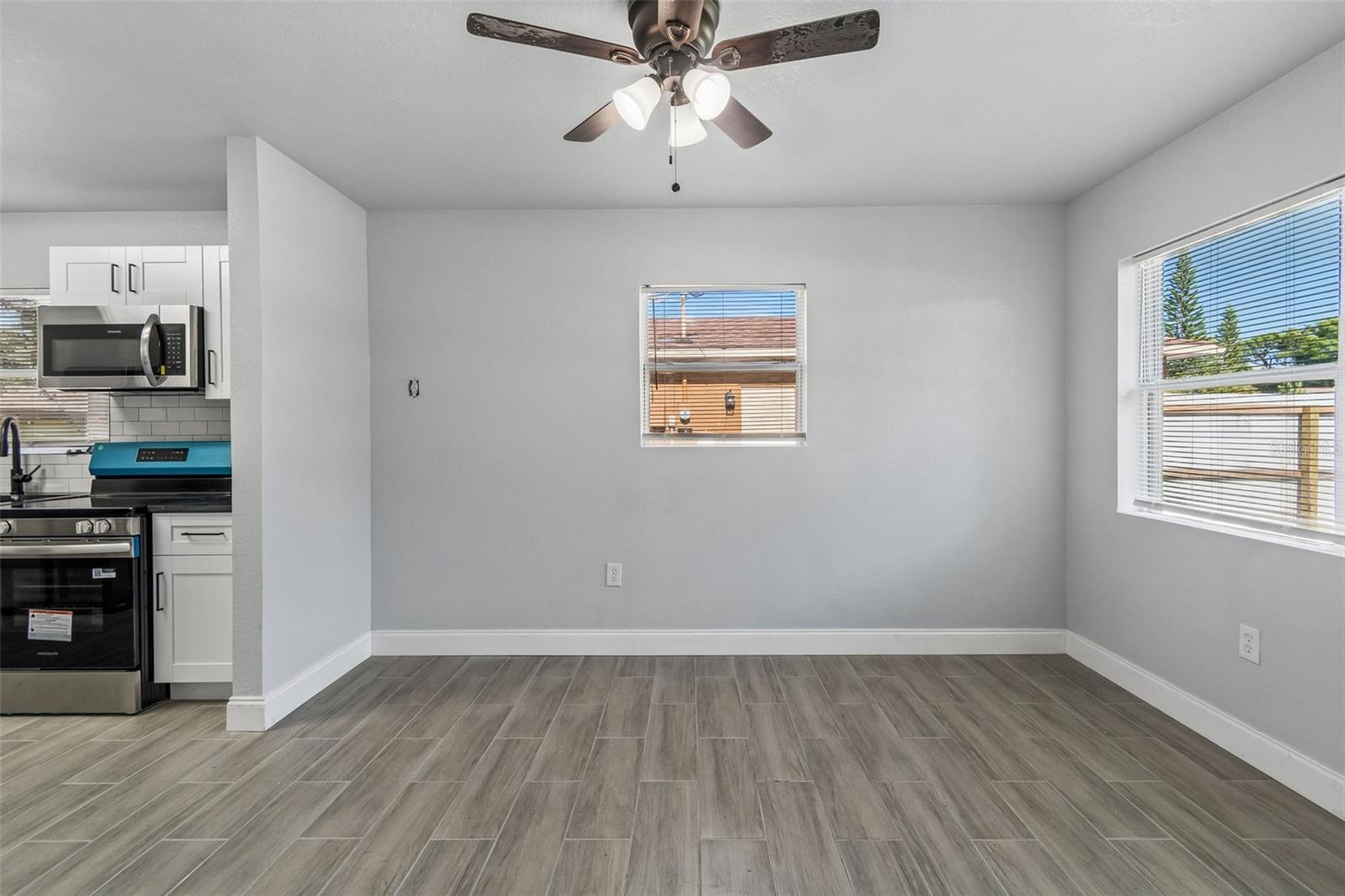 HOLIDAY HEIGHTS - Residential Income
