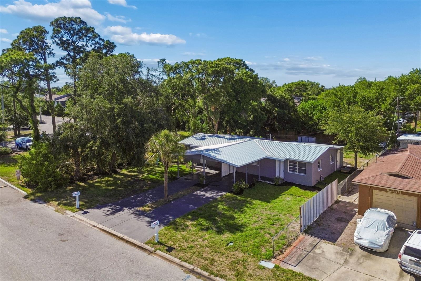 HOLIDAY HEIGHTS - Residential Income