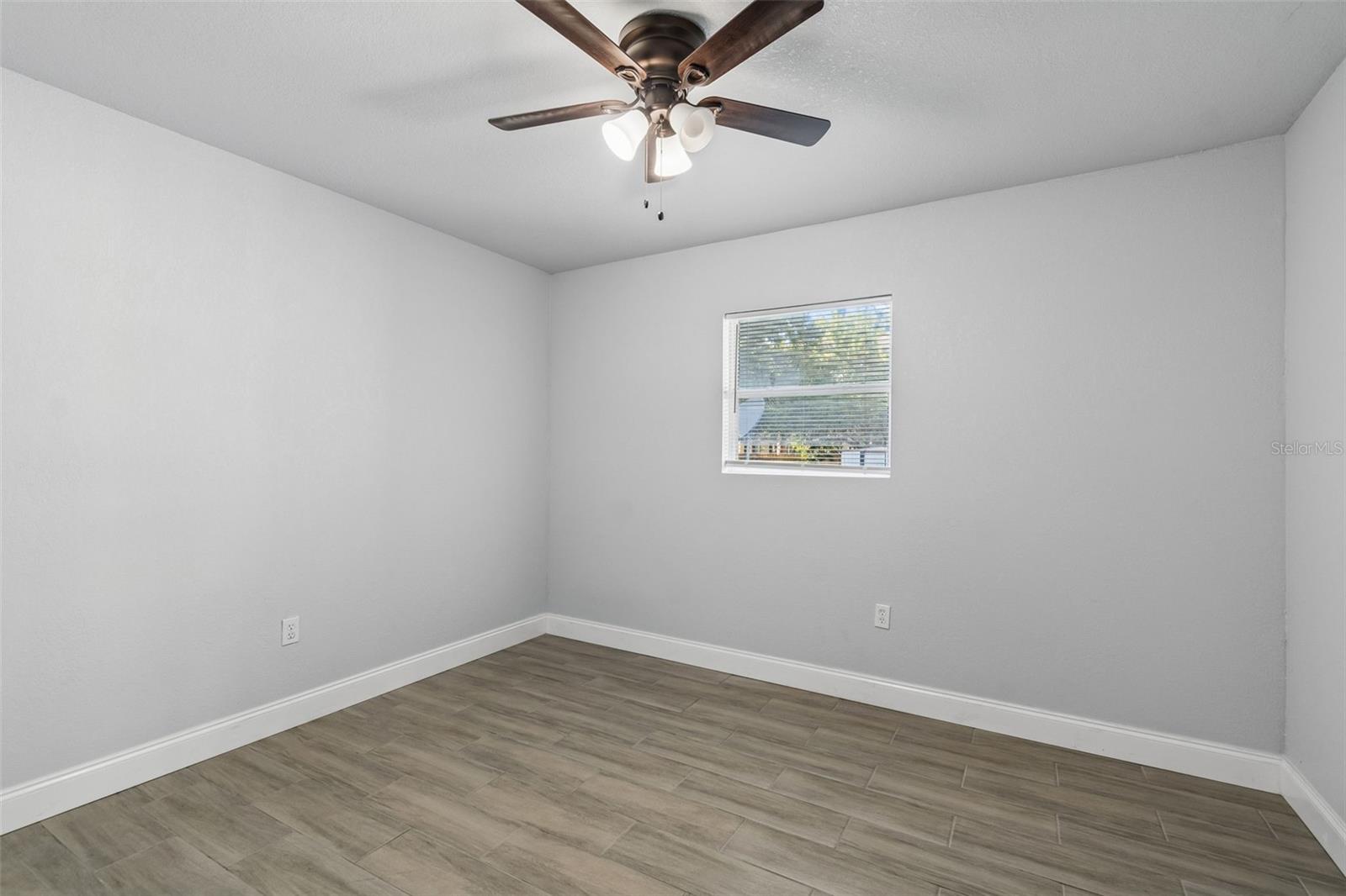 HOLIDAY HEIGHTS - Residential Income