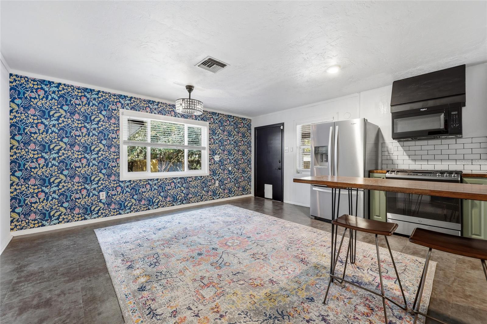 HIGHLAND COURT #1 - Residential