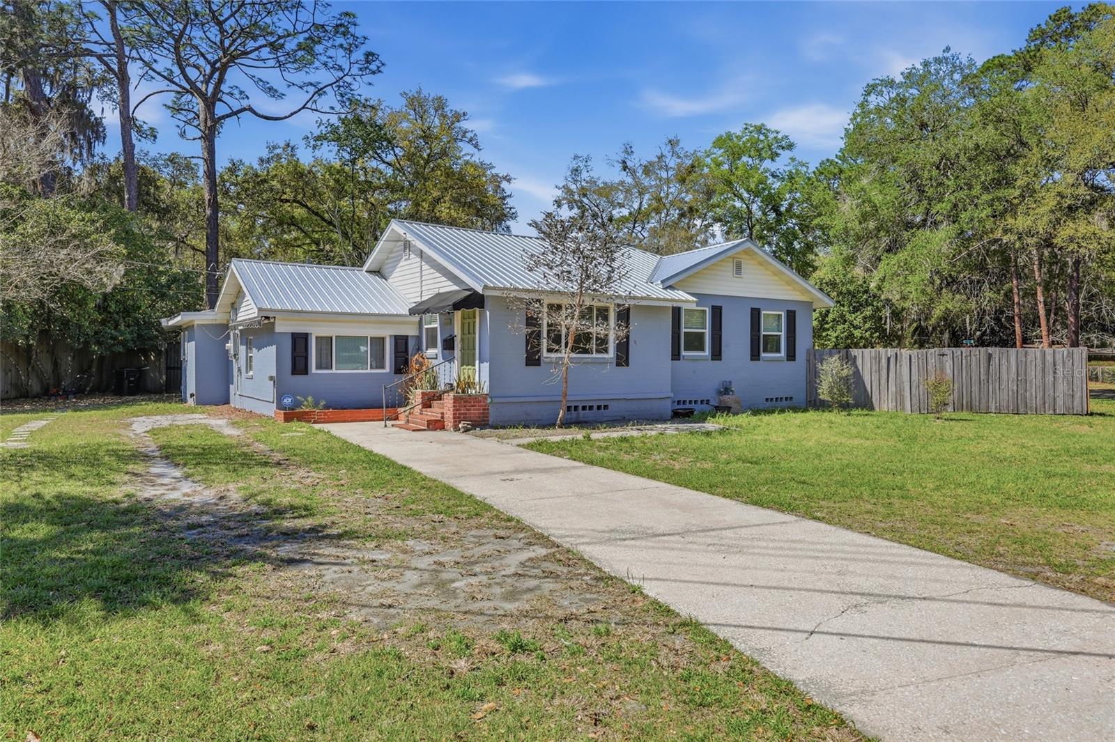 1334 NE 9TH ST, STREET