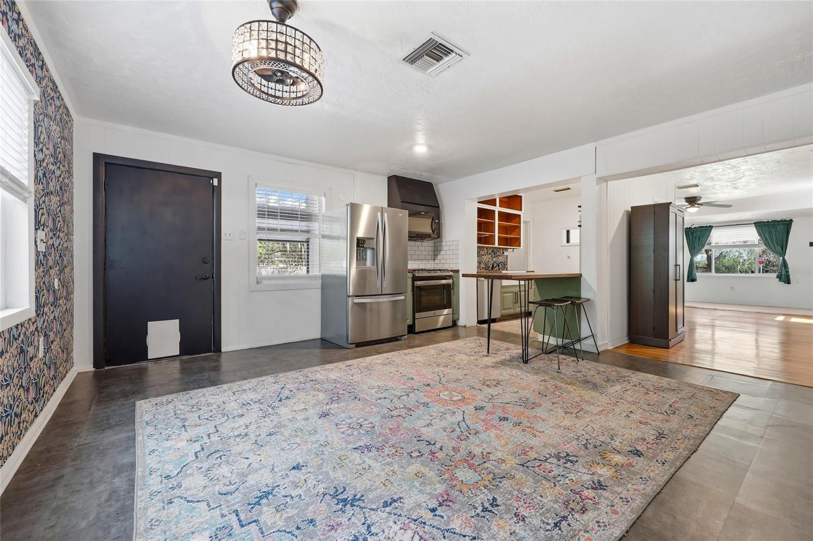 HIGHLAND COURT #1 - Residential