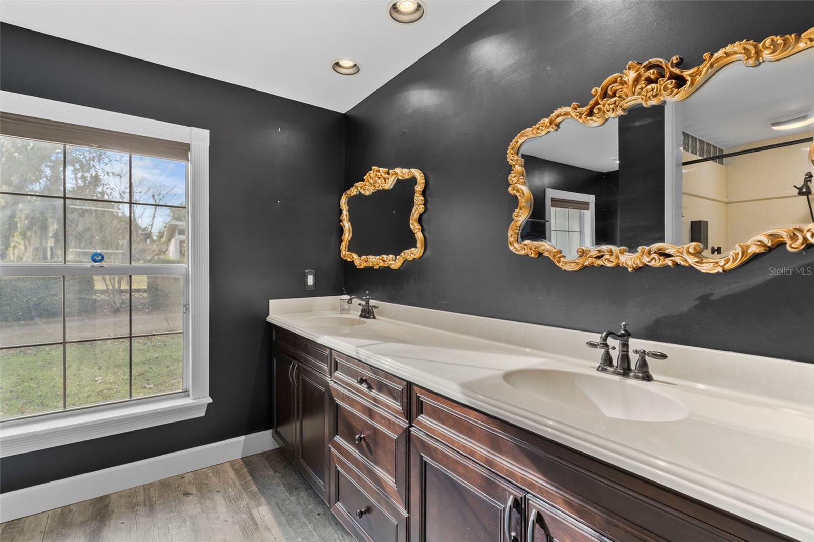 EMERY HEIGHTS - Residential