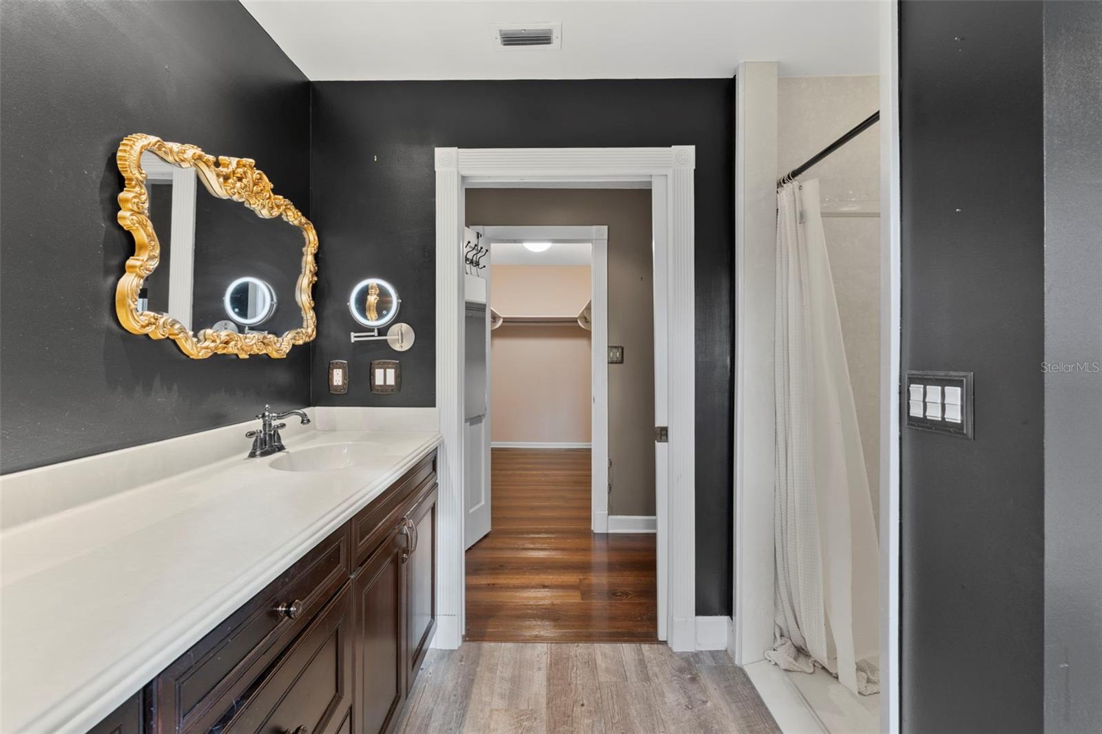 EMERY HEIGHTS - Residential