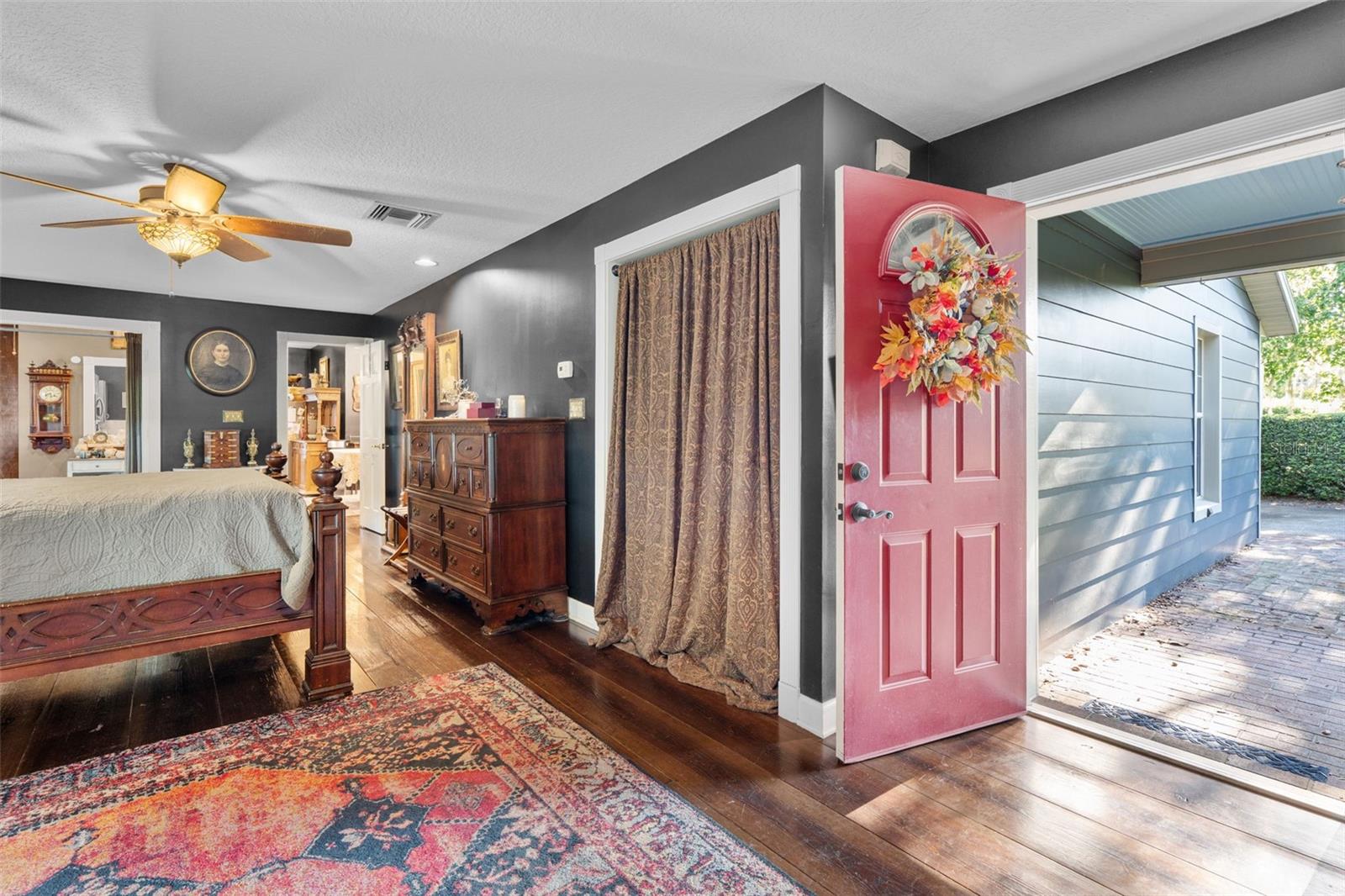 EMERY HEIGHTS - Residential