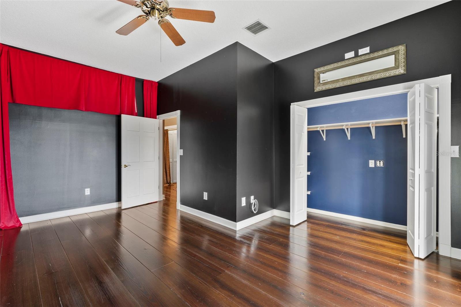 EMERY HEIGHTS - Residential