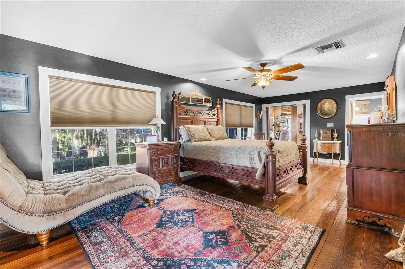 EMERY HEIGHTS - Residential