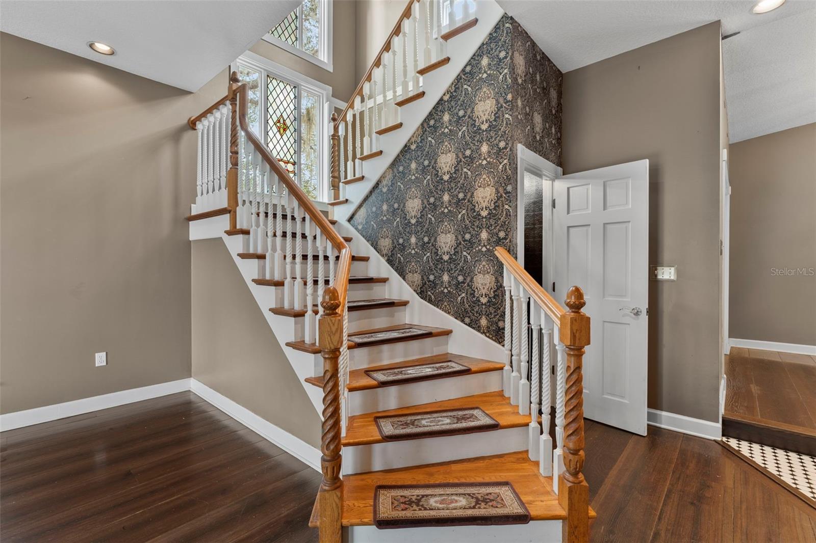 EMERY HEIGHTS - Residential