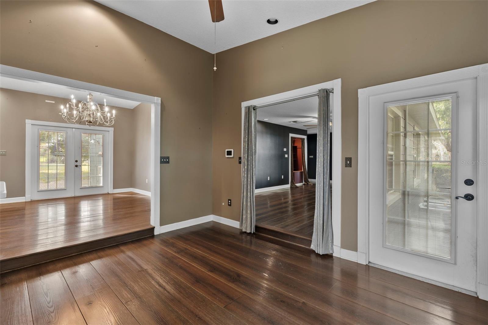 EMERY HEIGHTS - Residential