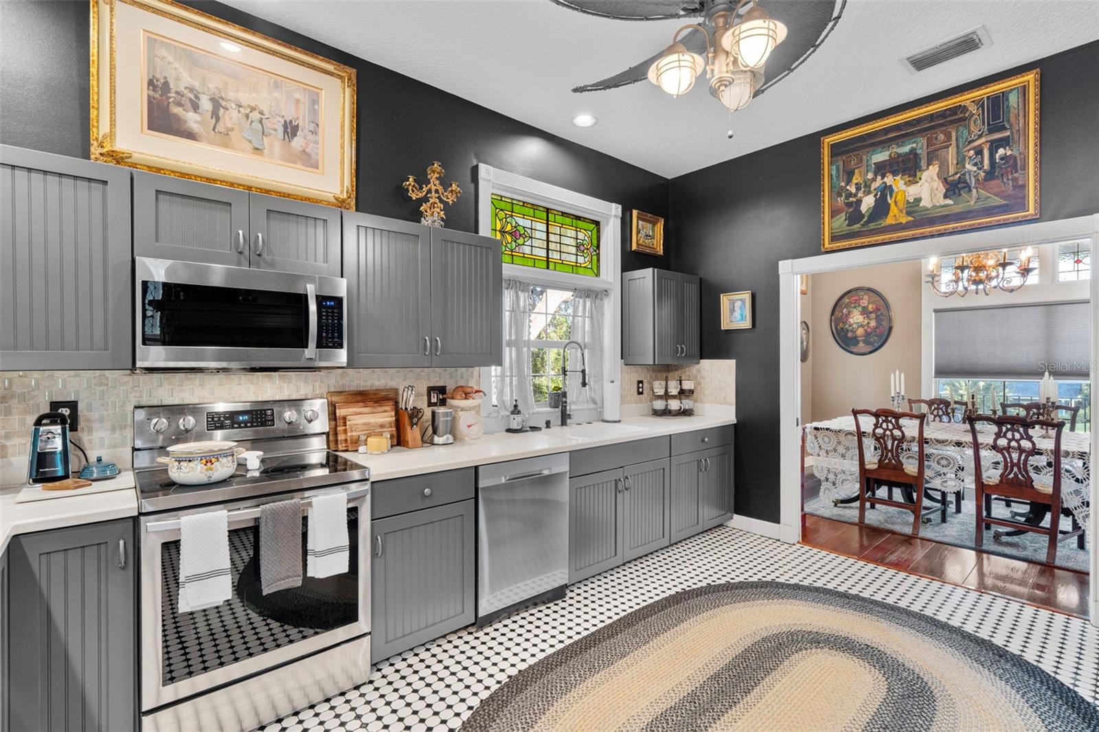 EMERY HEIGHTS - Residential