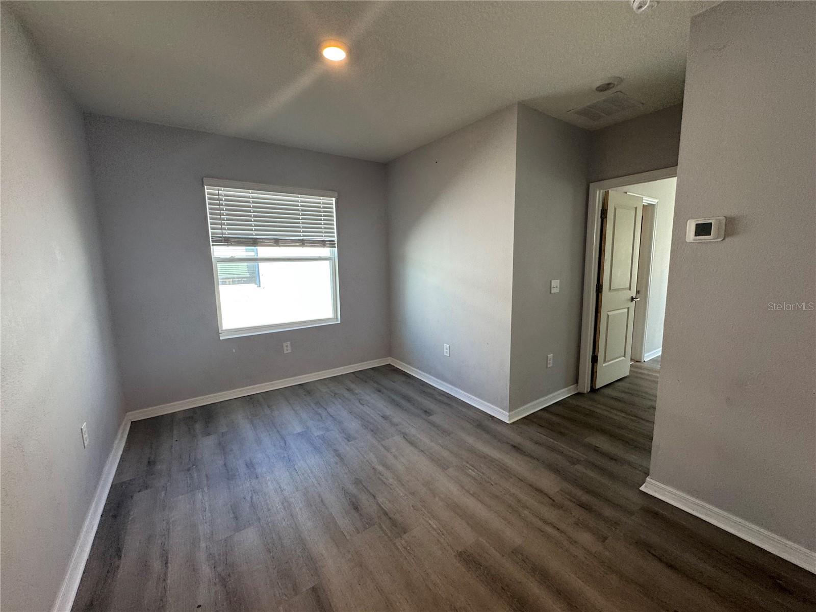 DISTRICT/BLOOMINGDALE - Residential