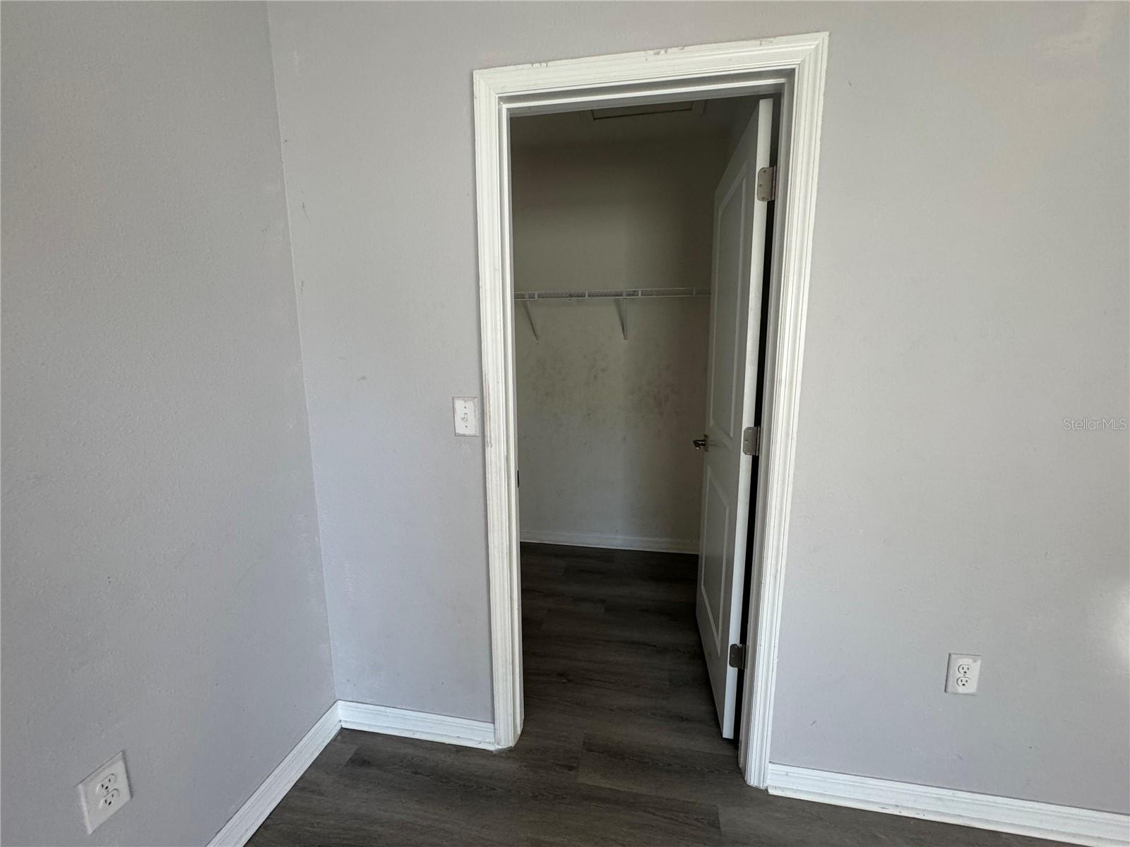 DISTRICT/BLOOMINGDALE - Residential