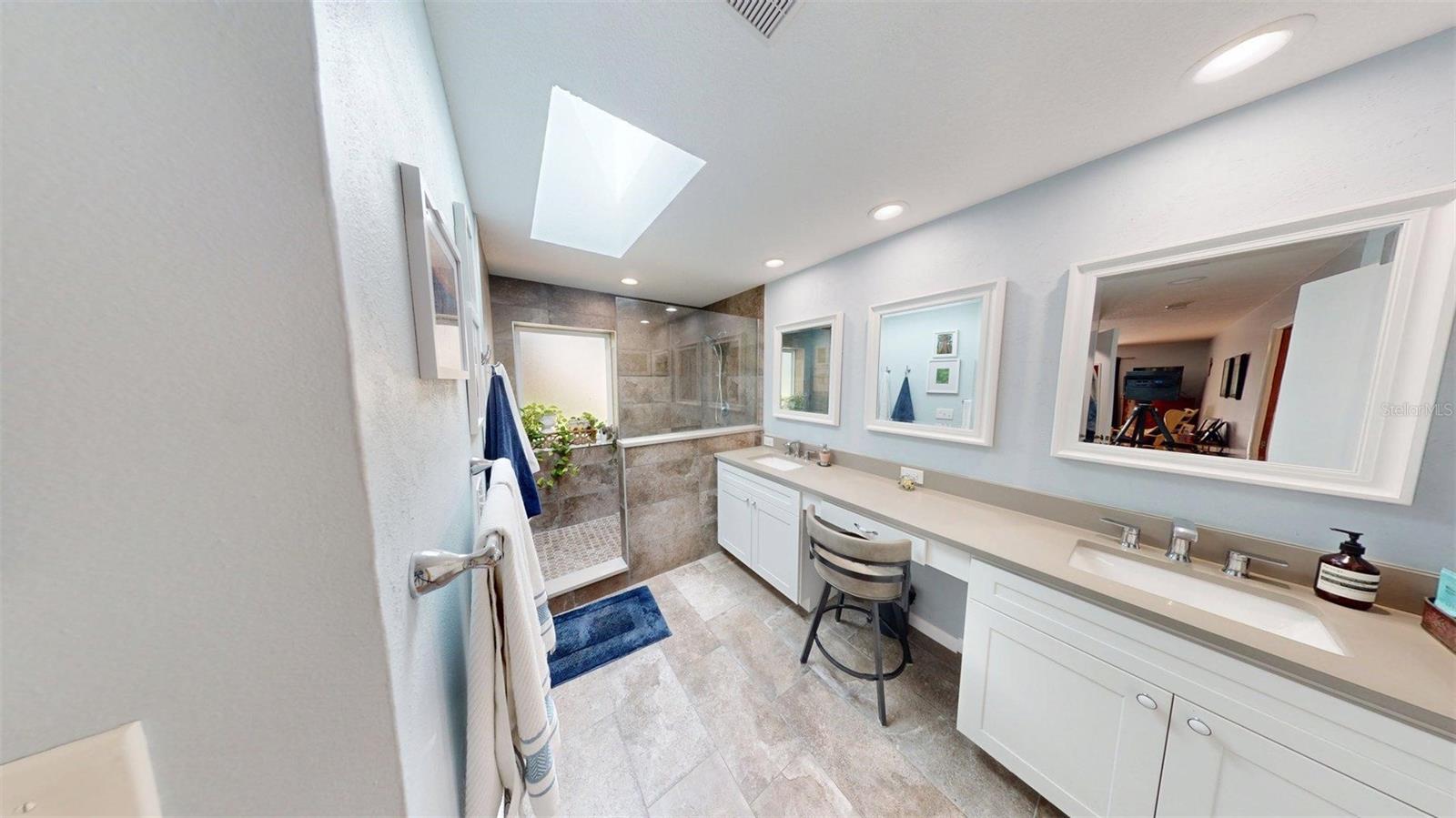 TARPON WOODS THIRD ADD - Residential