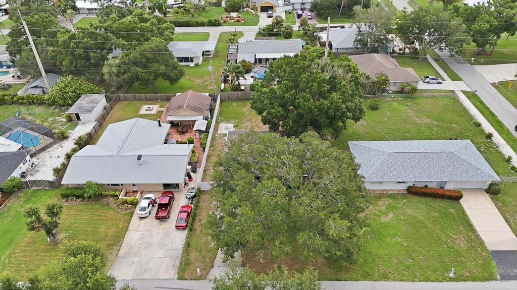 Photo of 2173 Fiesta Drive, Sarasota, FL 34231 (MLS # A4700443)