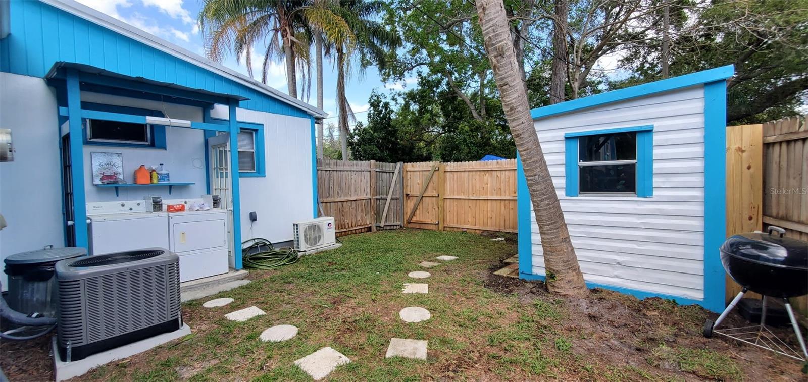 BROOKLAWN - Residential