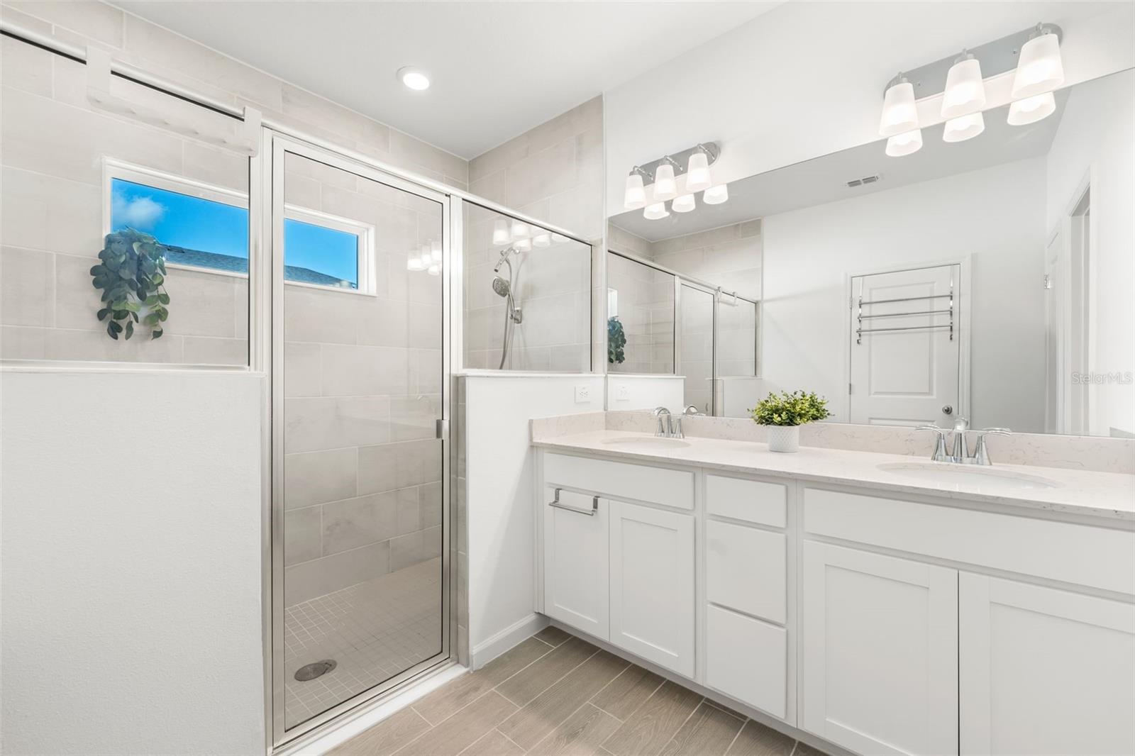 COUNTRY LANE ESTATES - Residential