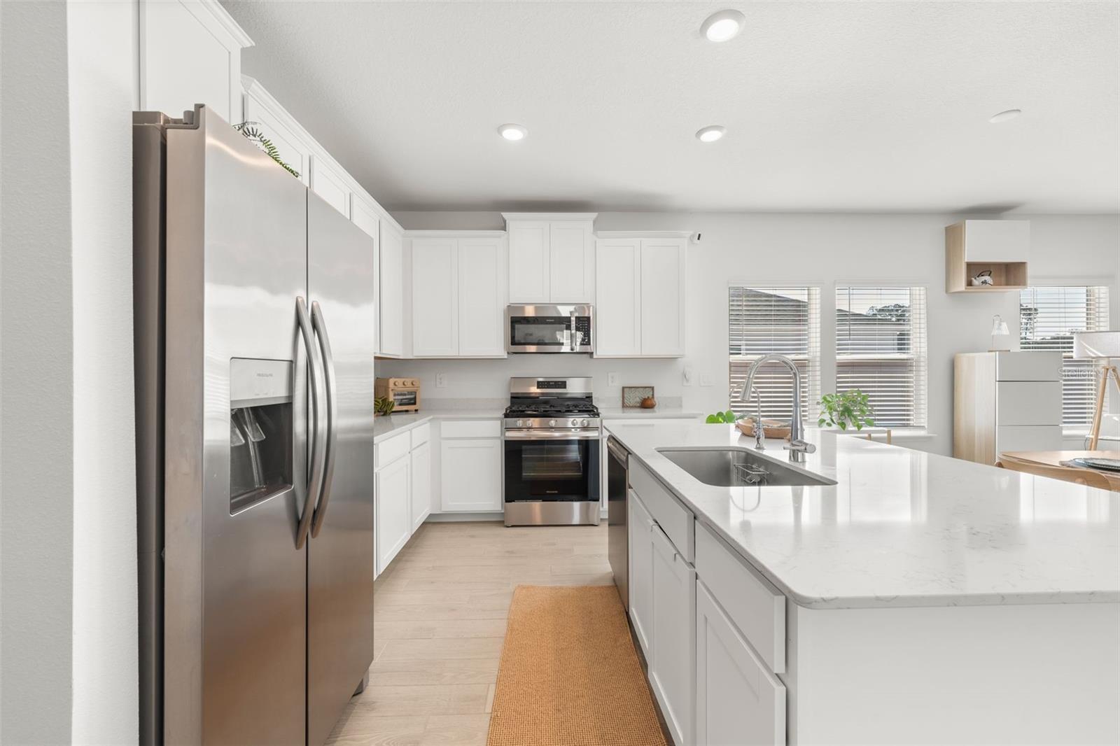 COUNTRY LANE ESTATES - Residential