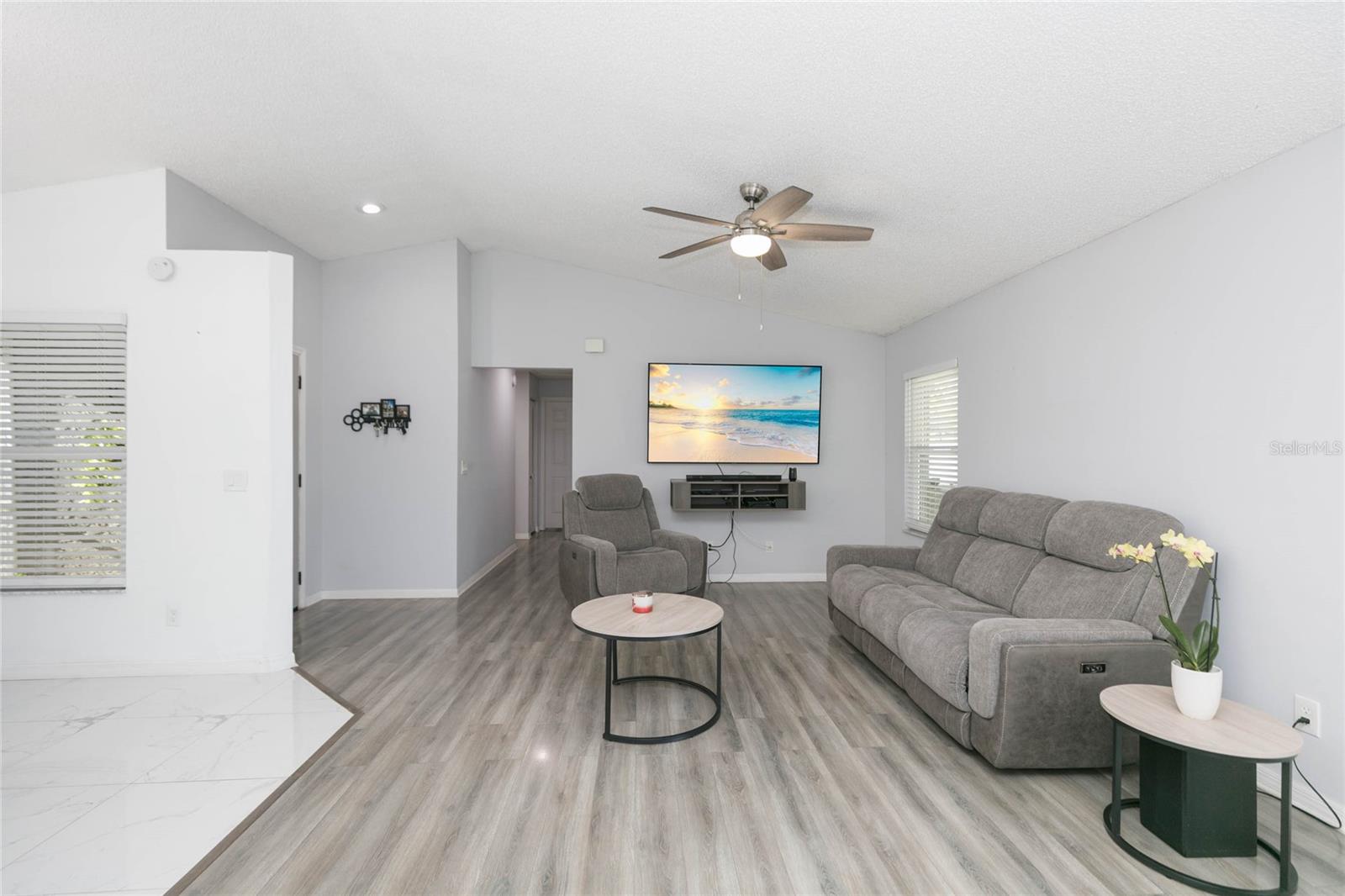 WINDHORST VILLAGE - Residential