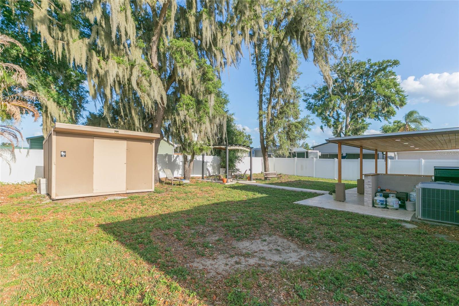 WINDHORST VILLAGE - Residential