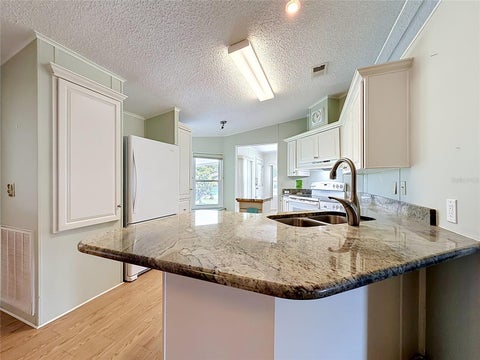 Tiny photo for 1666 Elkhart Circle, Tavares, FL 32778 (MLS # G5112475)