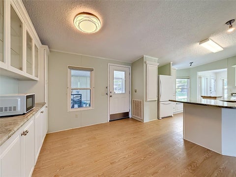 Tiny photo for 1666 Elkhart Circle, Tavares, FL 32778 (MLS # G5112475)
