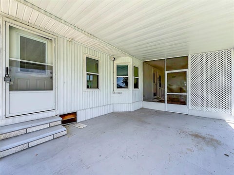 Tiny photo for 1666 Elkhart Circle, Tavares, FL 32778 (MLS # G5112475)
