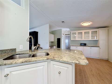 Tiny photo for 1666 Elkhart Circle, Tavares, FL 32778 (MLS # G5112475)