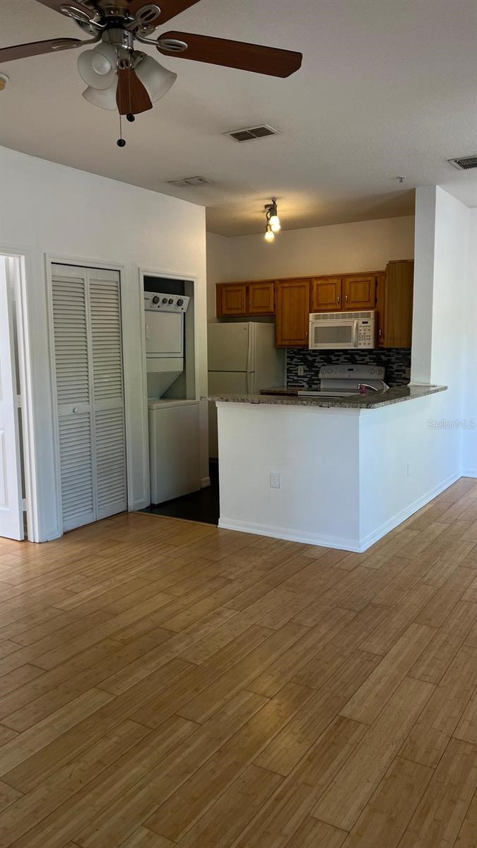 FOUNTAINS/METRO WEST - Residential