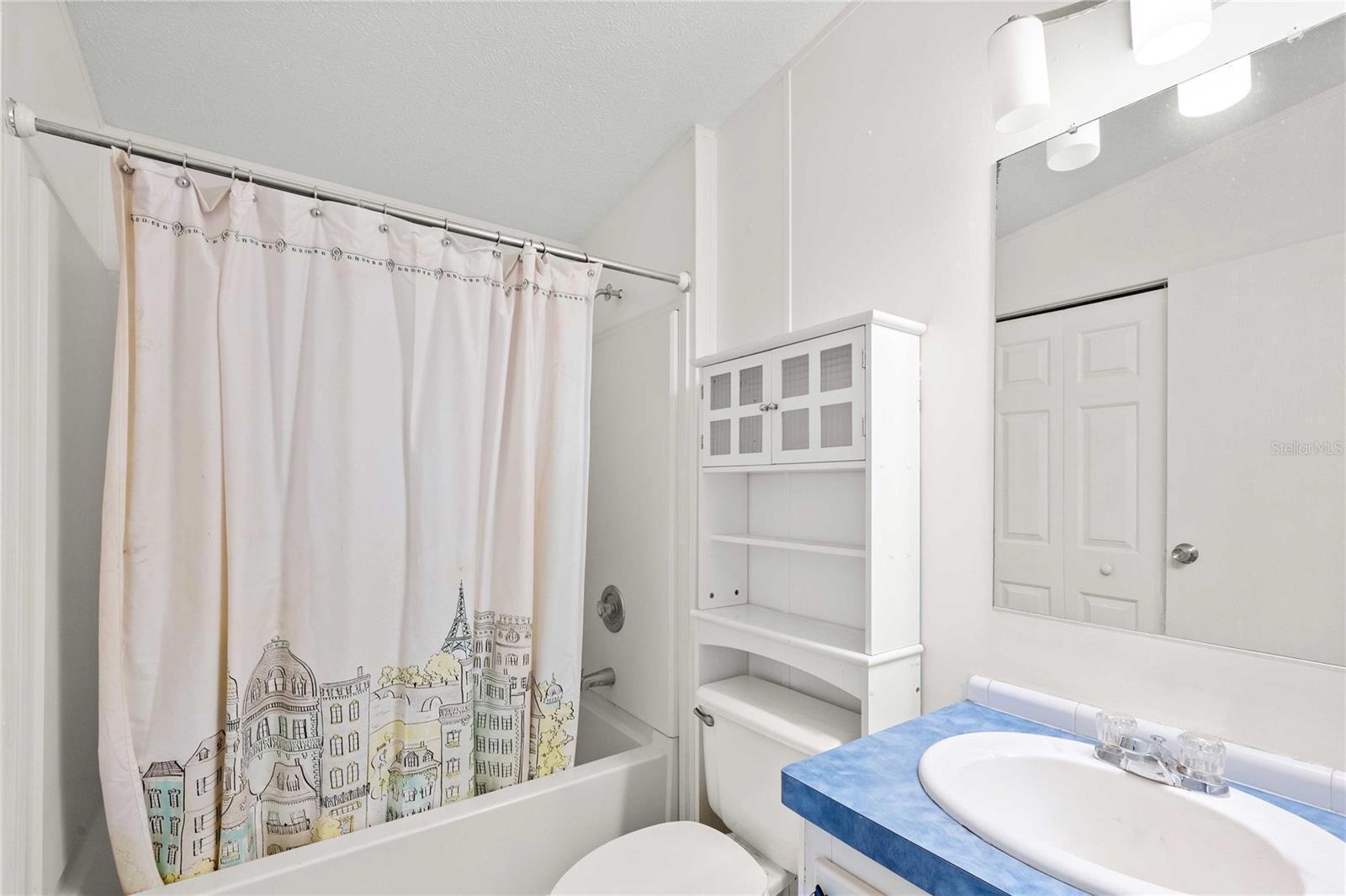 TIMBER LAKE ESTATES - Residential