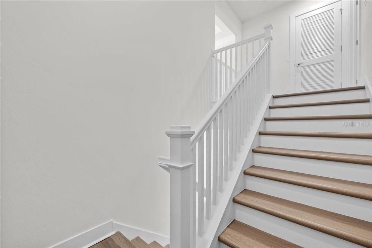 LAROCCA ESTATES - Residential