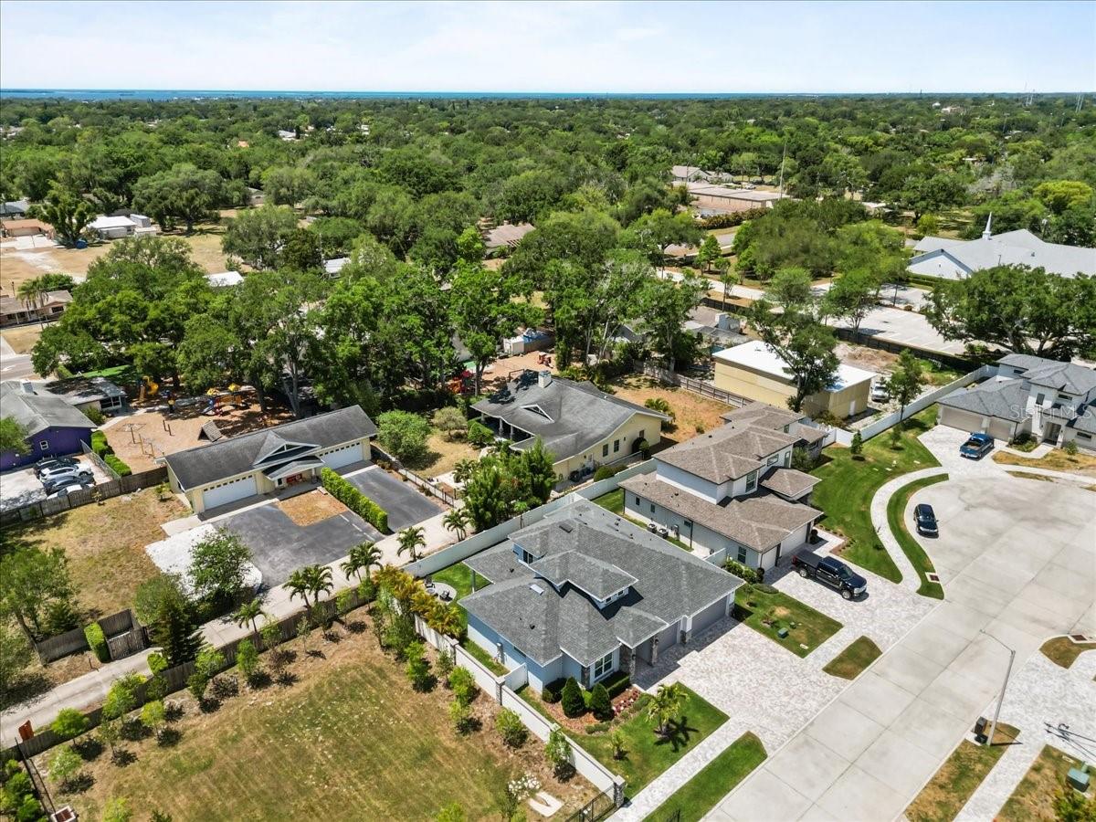 LAROCCA ESTATES - Residential