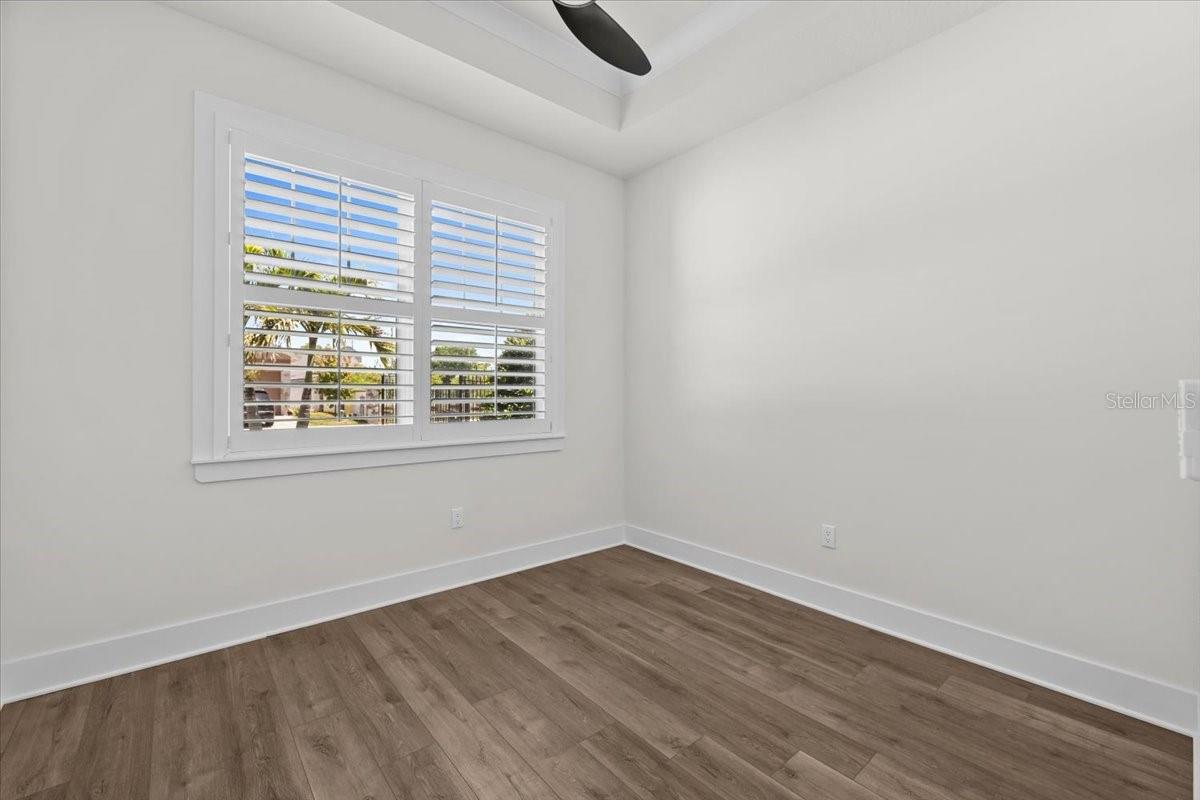 LAROCCA ESTATES - Residential